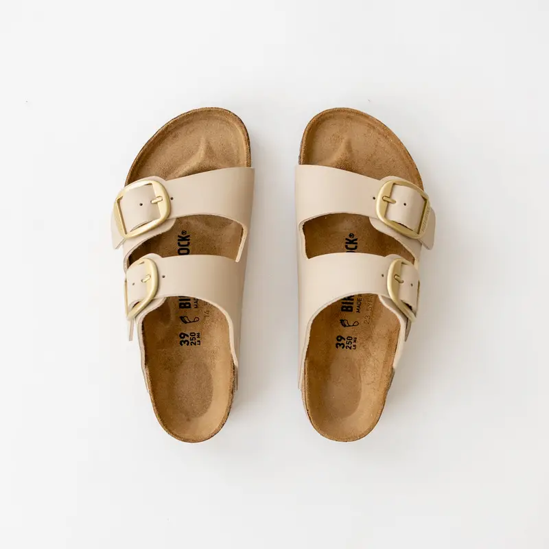 Birkenstock Arizona Big Buckle Sandals in Sandcastle