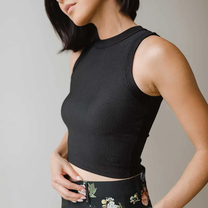 Black High-Neck Athletic Tank Top