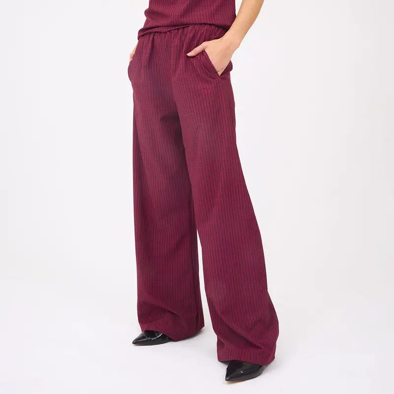 Burgundy Gingham Slip-On Wide-Leg Trouser