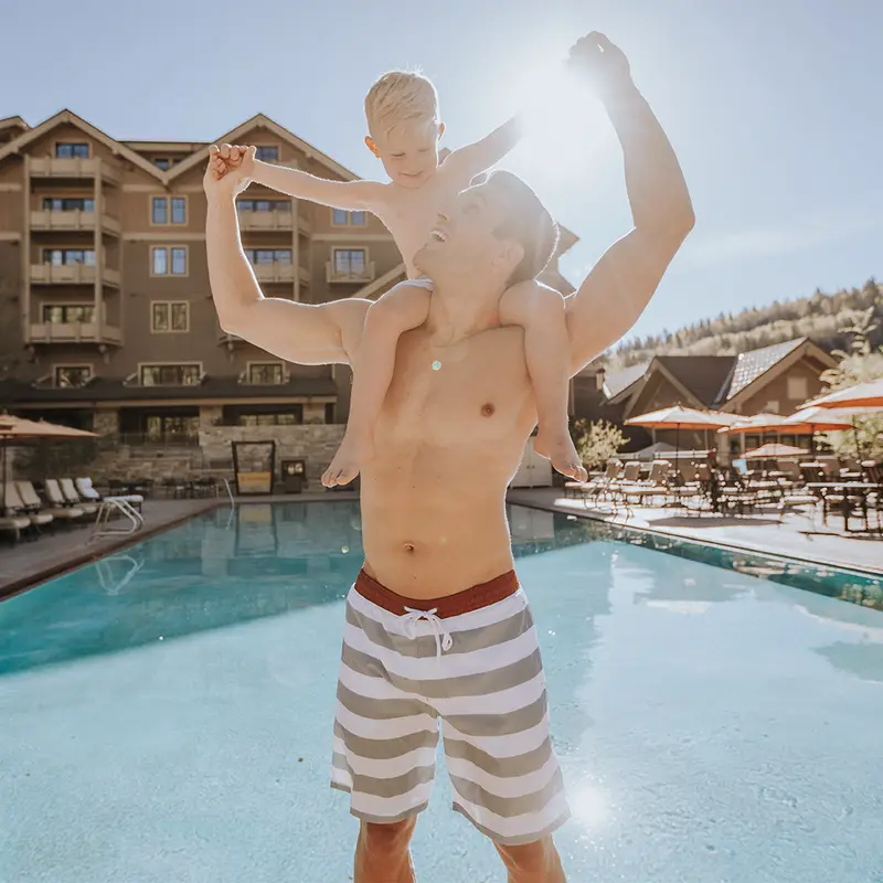 Cruise-Style Men’s Swim Trunks