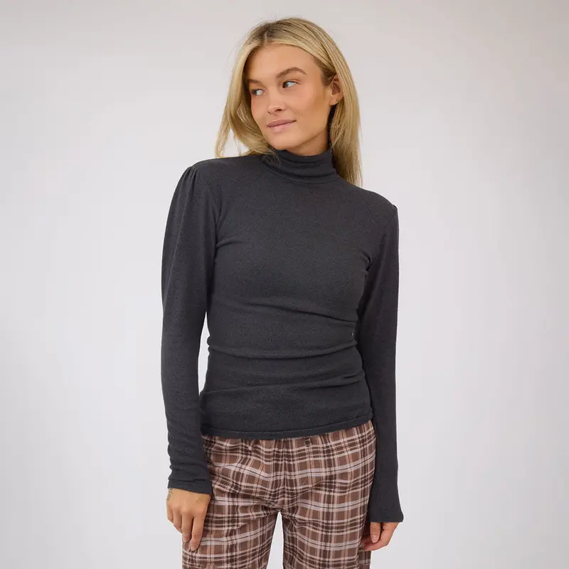 Tatum Ribbed Turtleneck Sweater in Charcoal